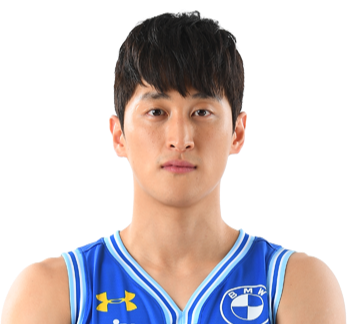 https://img.jingtongsl.com/img/basketball/player/b574833b968f1e1361ab1ce60b24194a.png