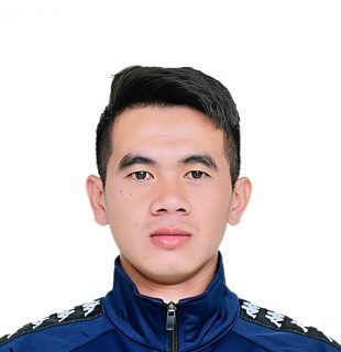 https://img.jingtongsl.com/img/football/player/edbb96571713fe280a99a988886cfb77.jpg